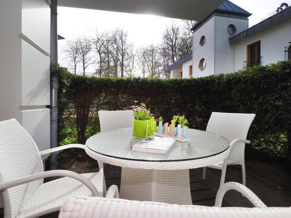 Kaiservillen Heringsdorf - Ferienwohnung Mit 1 Schlafzimmer Und Terrasse D201 Eksteriør billede